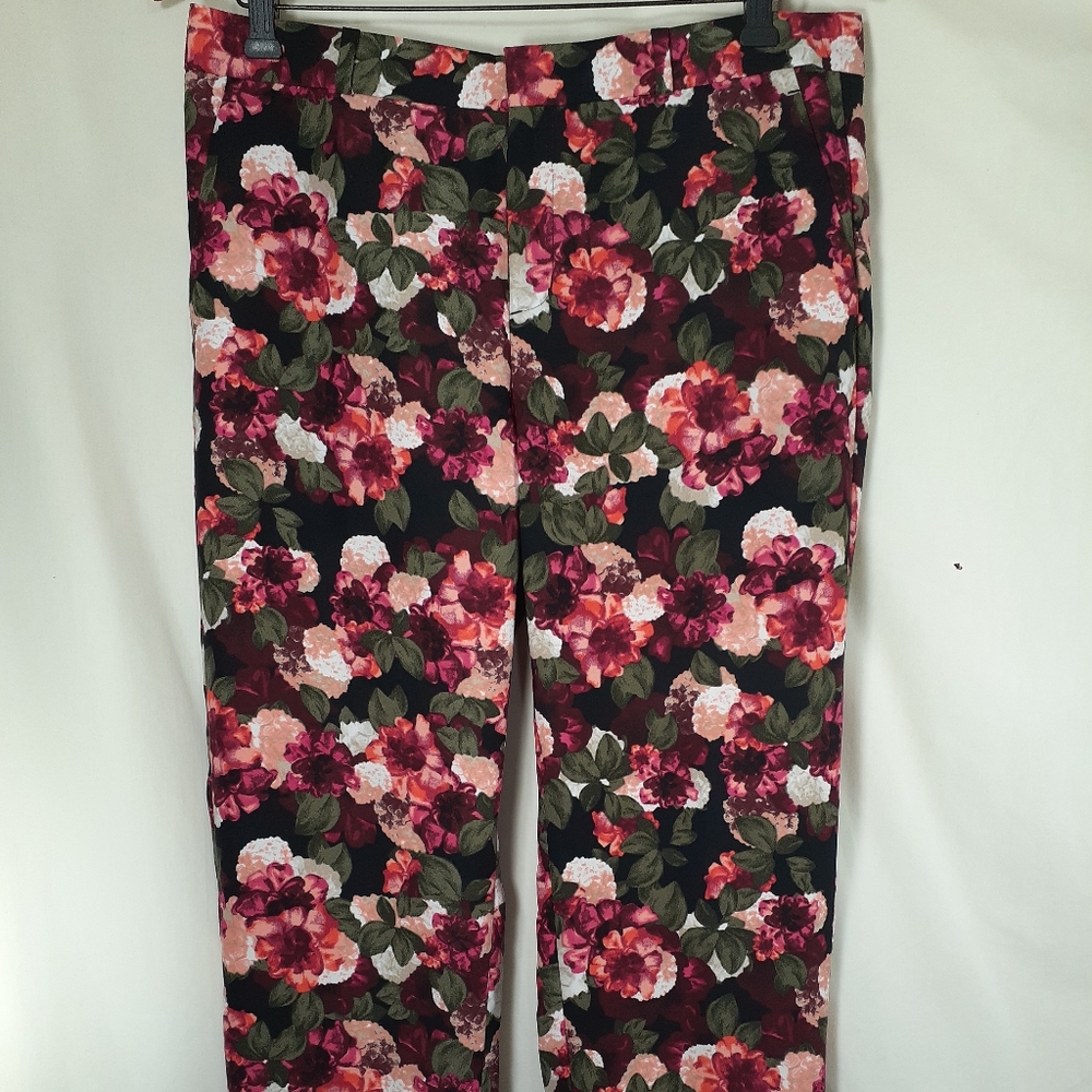 Banana Republic Avery Ankle Pants style  Floral Print Size 8